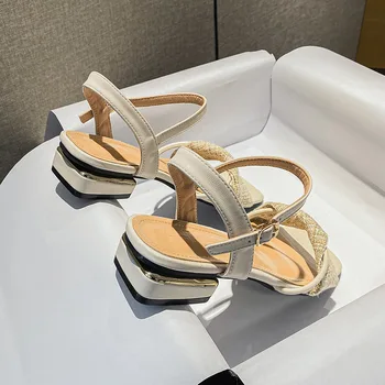 2021 nowy letni płaski obcas kwadratowy toe sandały z paskami codzienne Koreański projektant mody duży rozmiar 41-43 buty damskie